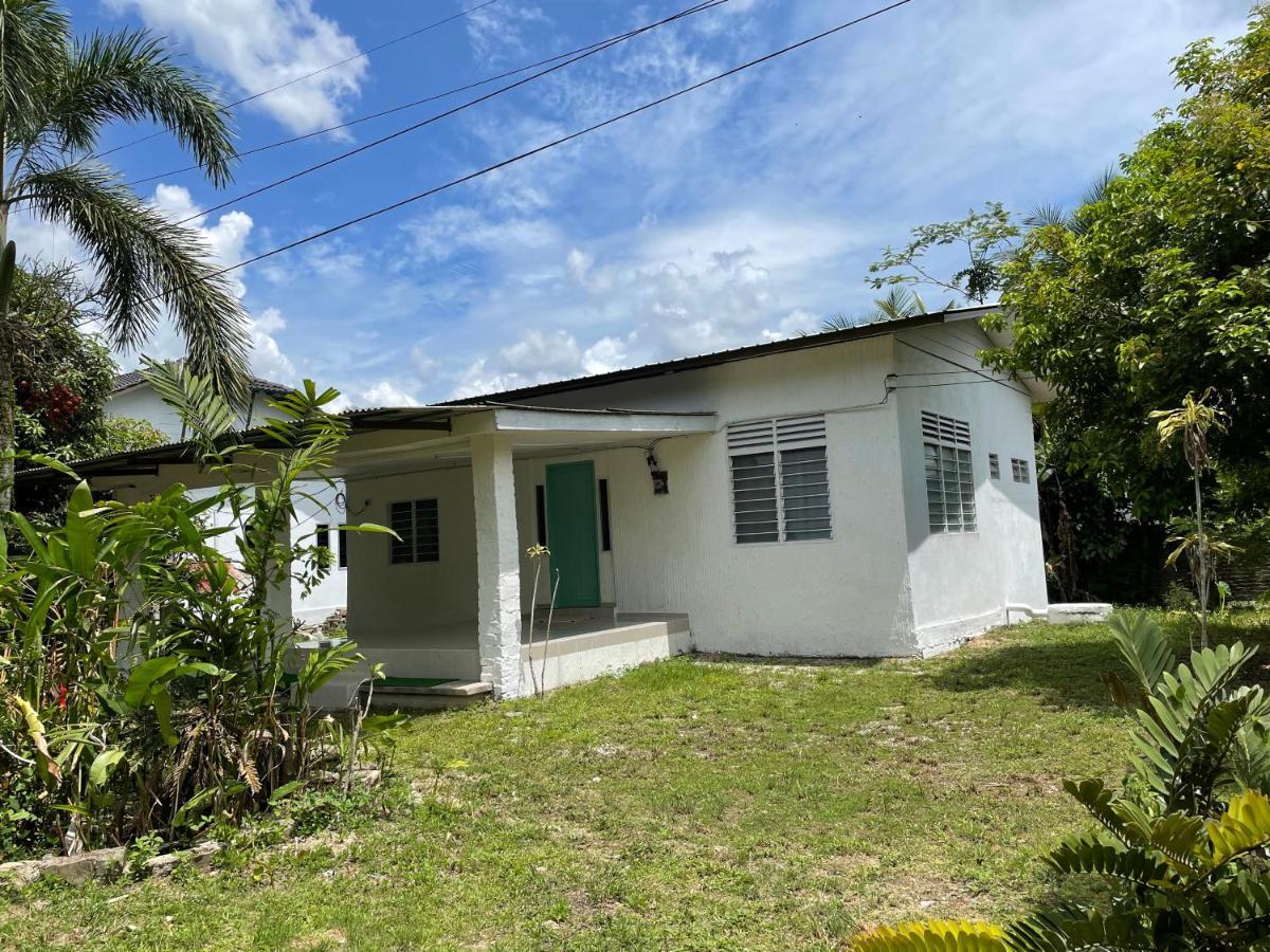 Cosy Little Home Near To The Town Pasir Puteh Exteriör bild